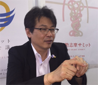 伊勢志摩サミット三重県民会議 事務局 事業推進課 事業班 事業企画チーム チームリーダー 河井 英利 様