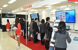 ��17��R�[���Z���^�[�^CRM�f�����R���t�@�����X2016in�����@���Ńu�[�X�̎ʐ^