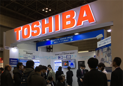 東芝ブース入り口