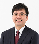 講師